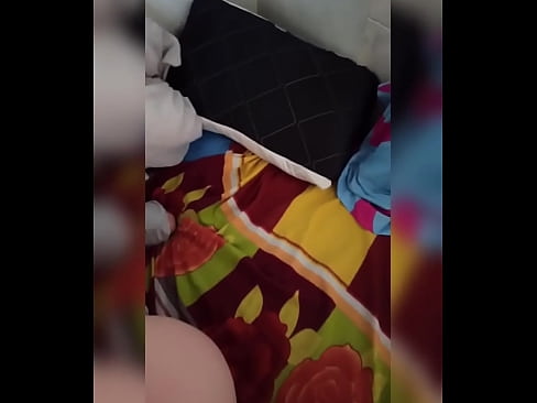 ❤️ منهنجي روم ميٽ گهر ۾ اڪيلي رهي ٿي ڇاڪاڻ ته هن جو مڙس موڪلن تي وڃي ٿو ۽ مان موقعو وٺان ٿو ته هن کي چوسان ۽ هن جي گدا کي کير سان ڀريان. ❤️ مقعد وڊيو